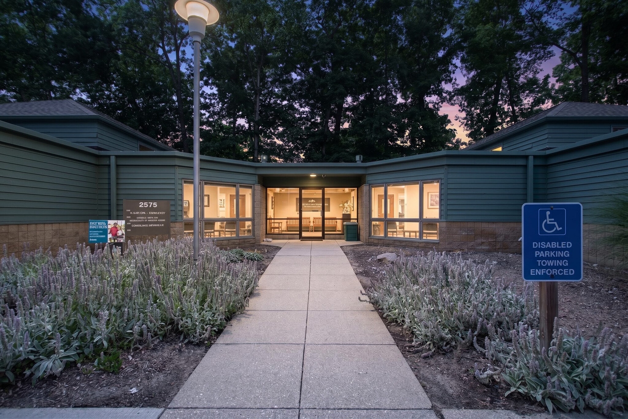 2575 Spring Arbor Rd, Jackson, MI for sale Building Photo- Image 1 of 25