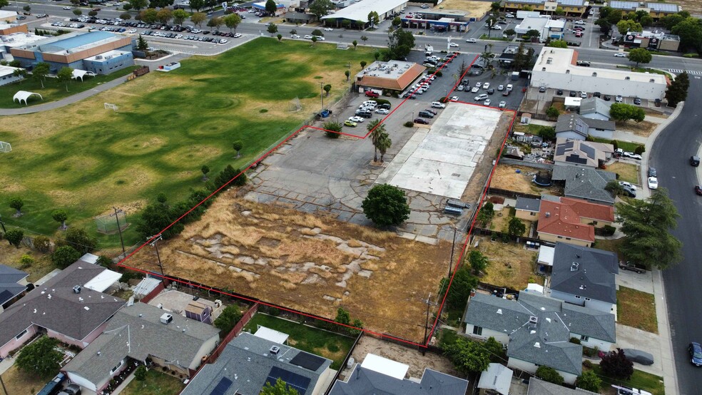 757-847 N Main St, Manteca, CA for sale - Building Photo - Image 1 of 8