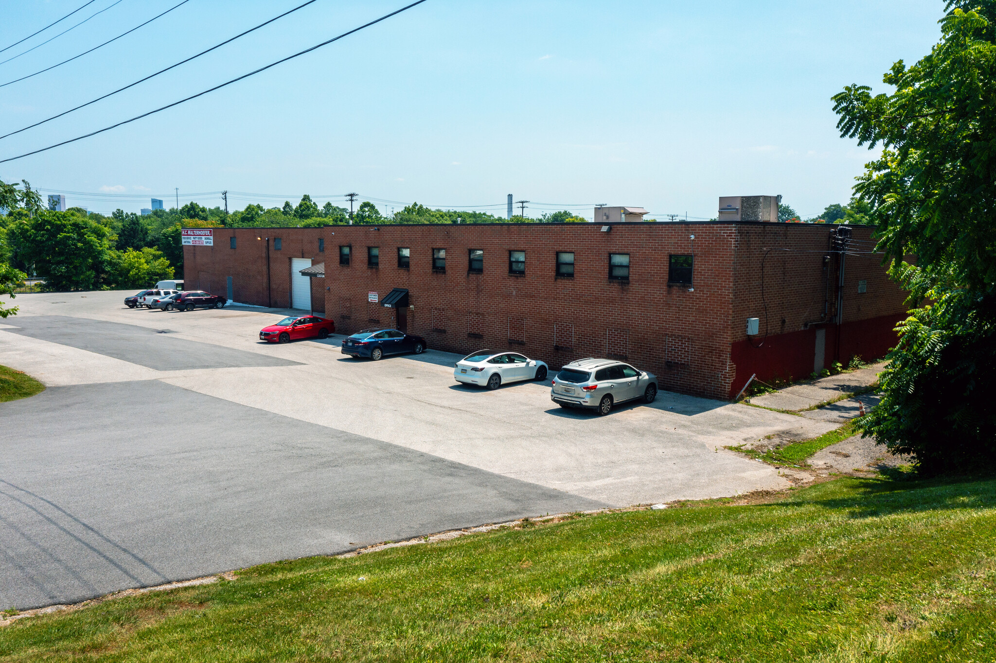 2331-2339 Washington Blvd, Baltimore, MD for lease Building Photo- Image 1 of 8