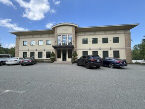 189 N Main St, Middleton, MA for lease Building Photo- Image 1 of 11