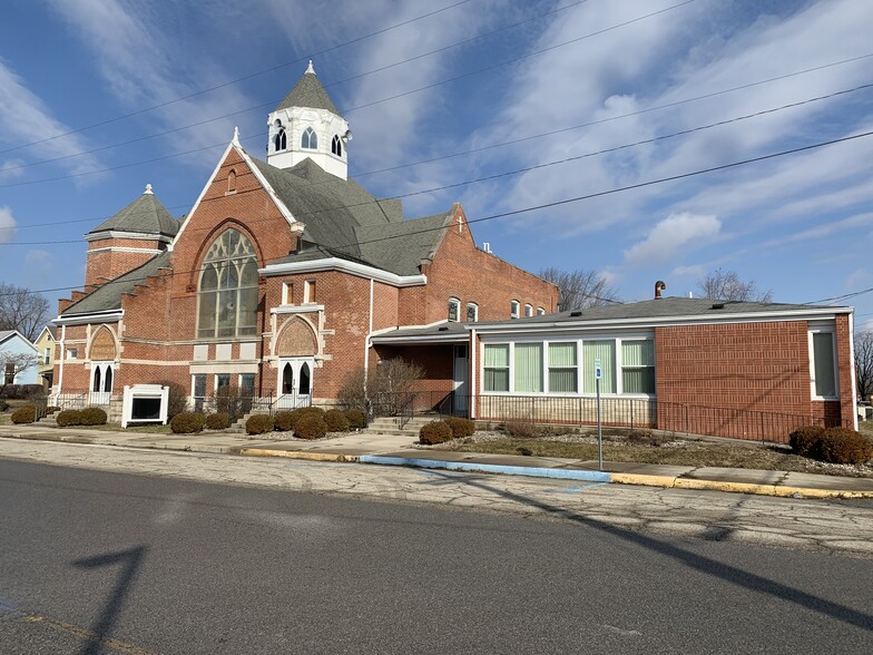 116 W Broadway St, Alexandria, IN for sale - Primary Photo - Image 1 of 1