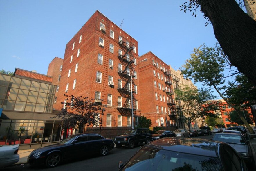 2531 30th Rd, Long Island City, NY for lease - Primary Photo - Image 1 of 6