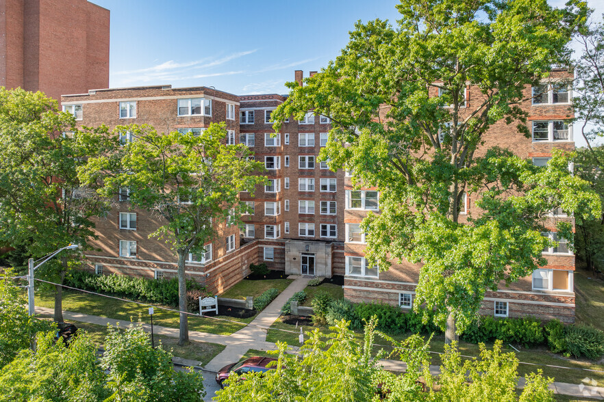 12700 Shaker Blvd, Cleveland, OH for sale - Primary Photo - Image 1 of 30