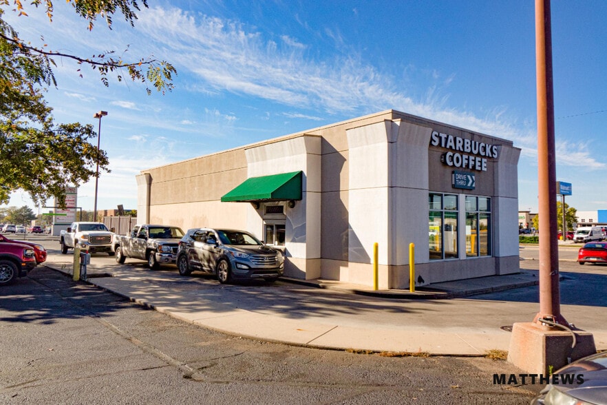 2166 N Amidon Ave, Wichita, KS for sale - Building Photo - Image 1 of 3