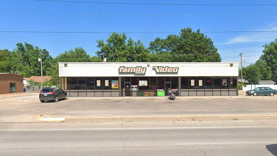 1912 N Main St, Miami, OK for lease Building Photo- Image 1 of 1