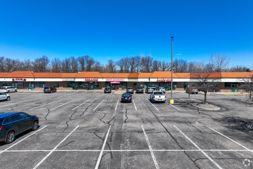 2231 E 11th Ave, Saint Paul, MN for lease - Building Photo - Image 2 of 5