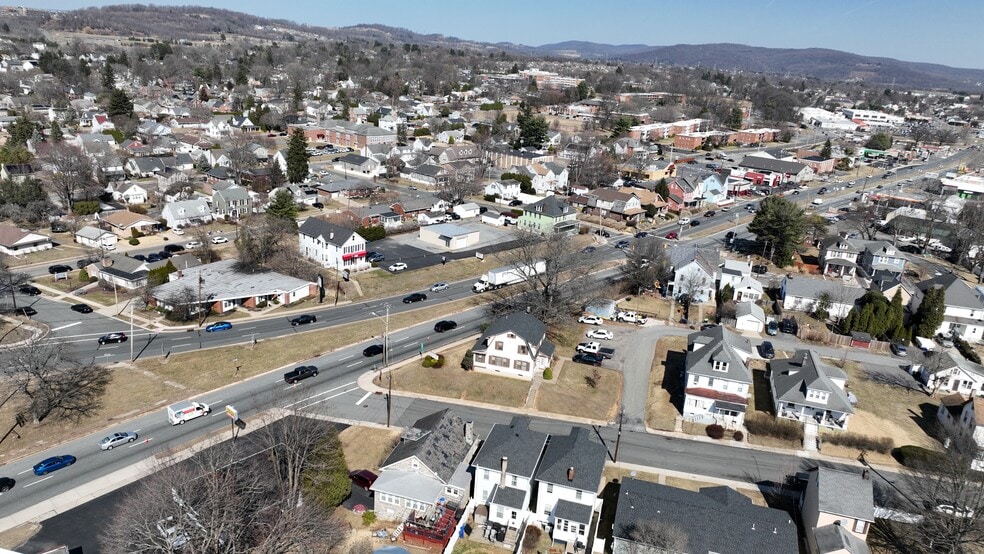 522 Memorial Pky, Phillipsburg, NJ for sale - Building Photo - Image 2 of 35