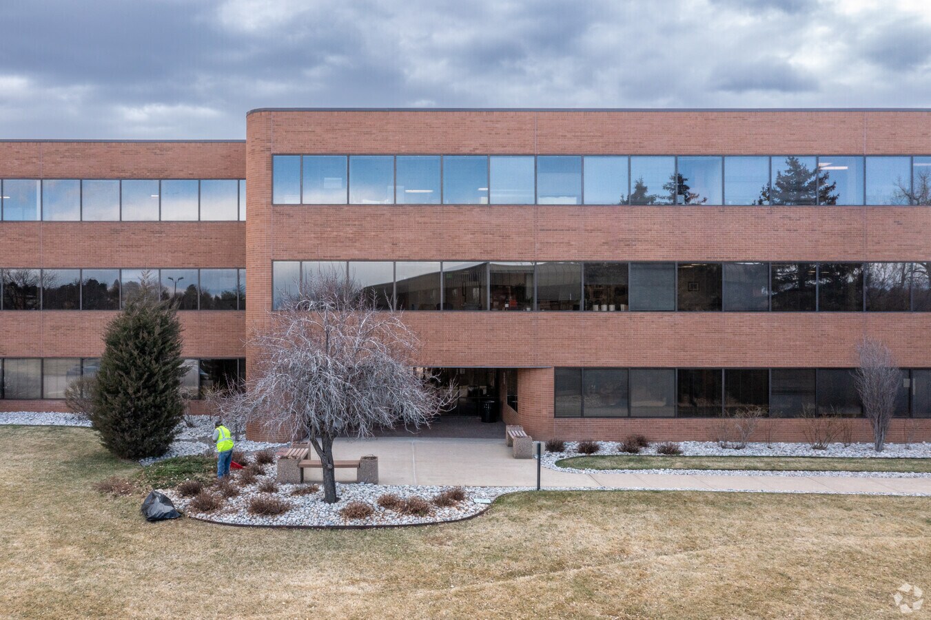 7700 E Arapahoe Rd, Centennial, CO 80112 Arapahoe Plaza