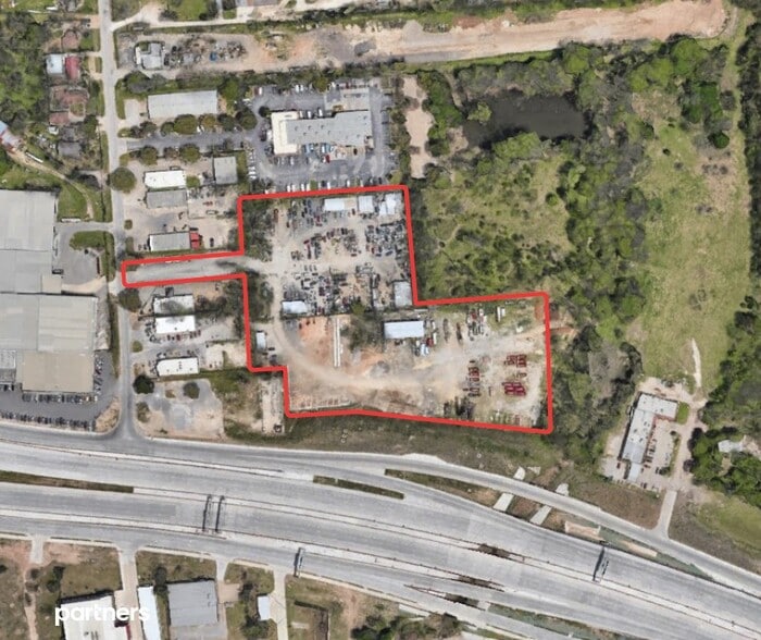 517 Thompson Ln N, Austin, TX for sale - Building Photo - Image 2 of 4