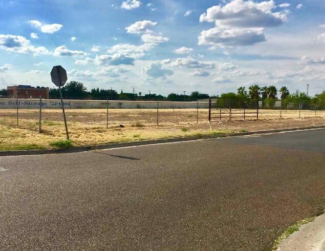 1016 E Calton Rd, Laredo, TX for sale Primary Photo- Image 1 of 1