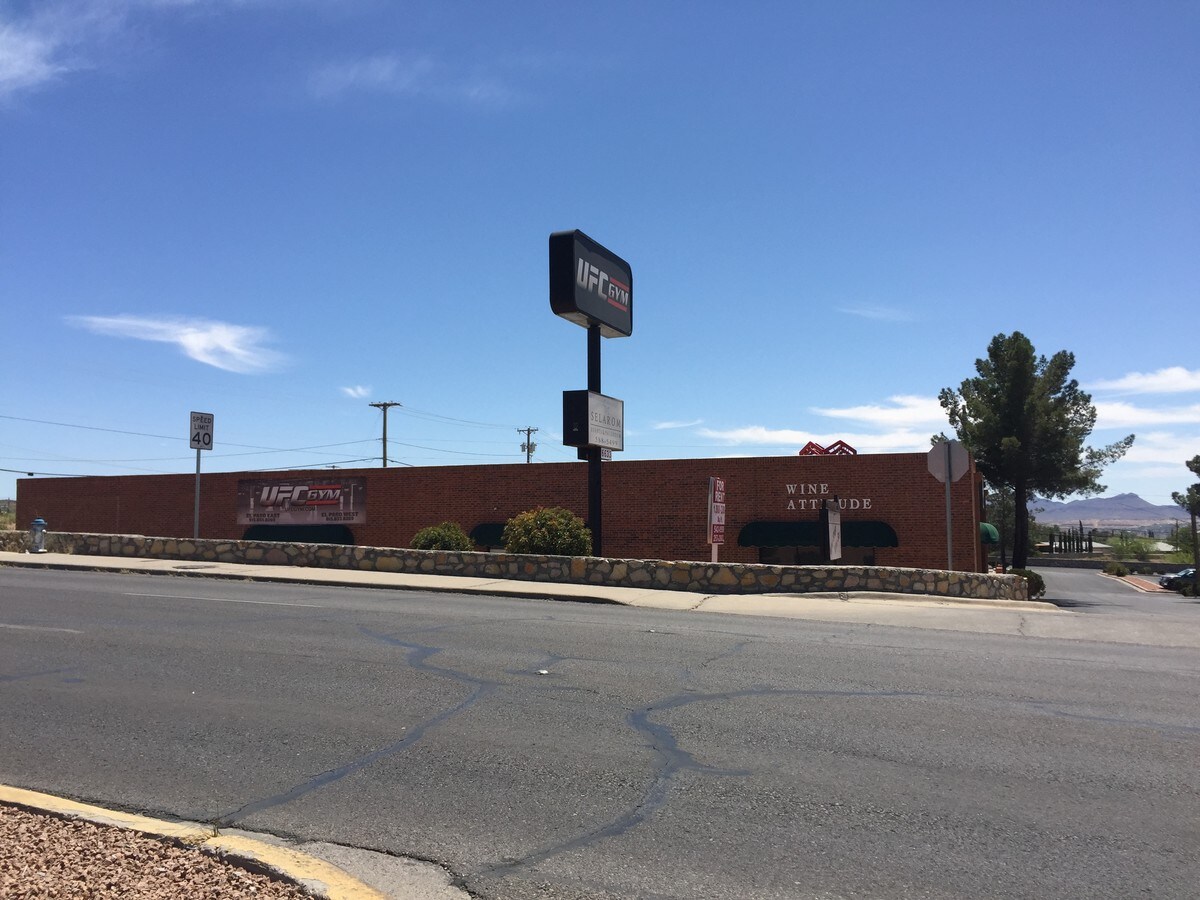 6633 N Mesa St, El Paso, TX 79912