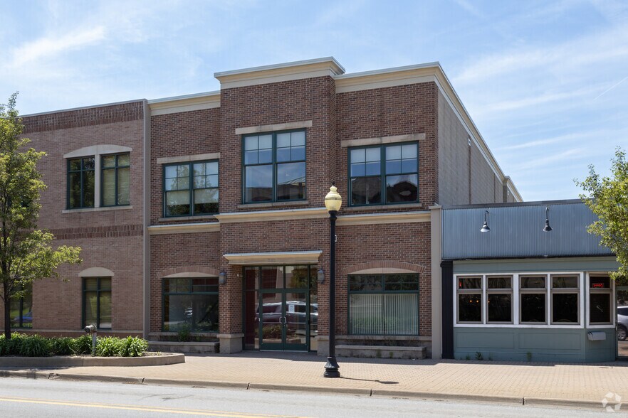 238 S River Ave, Holland, MI for sale - Primary Photo - Image 1 of 1