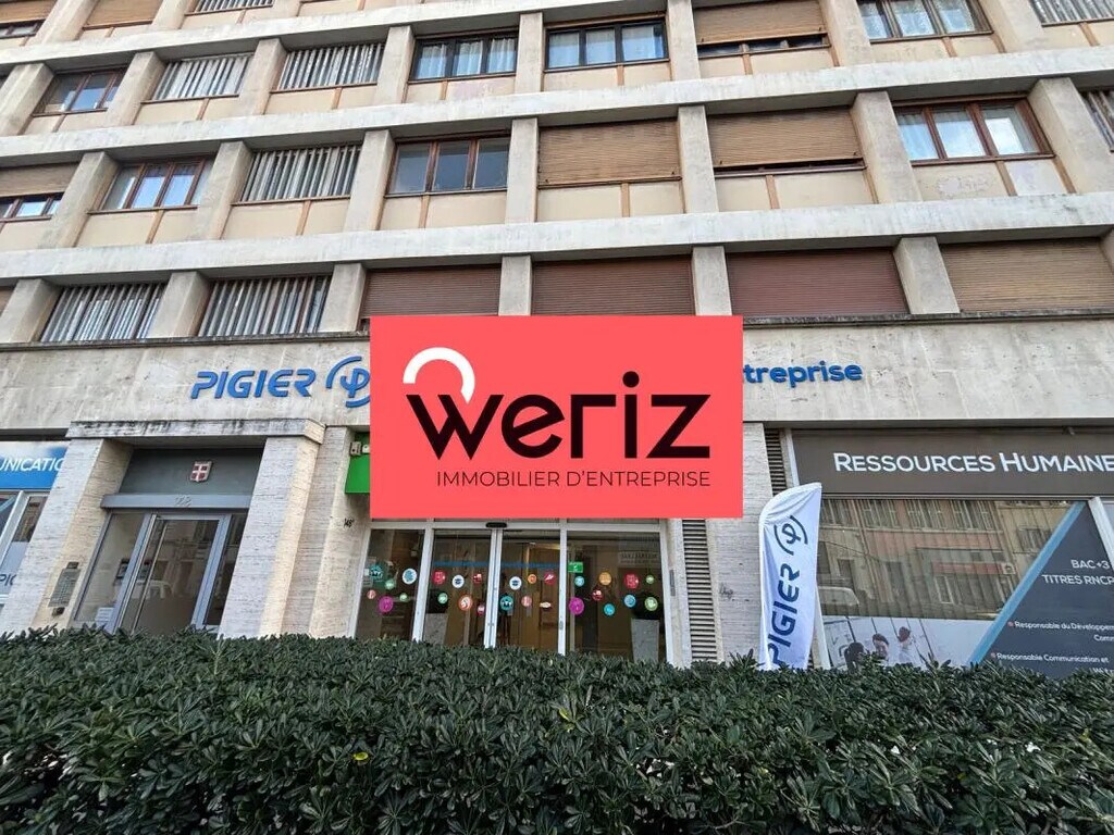 Location Bureaux 323 m² à 1 496 m² - Photo 1
