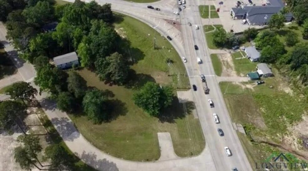 114 Bruce St, Gilmer, TX for sale - Building Photo - Image 3 of 21