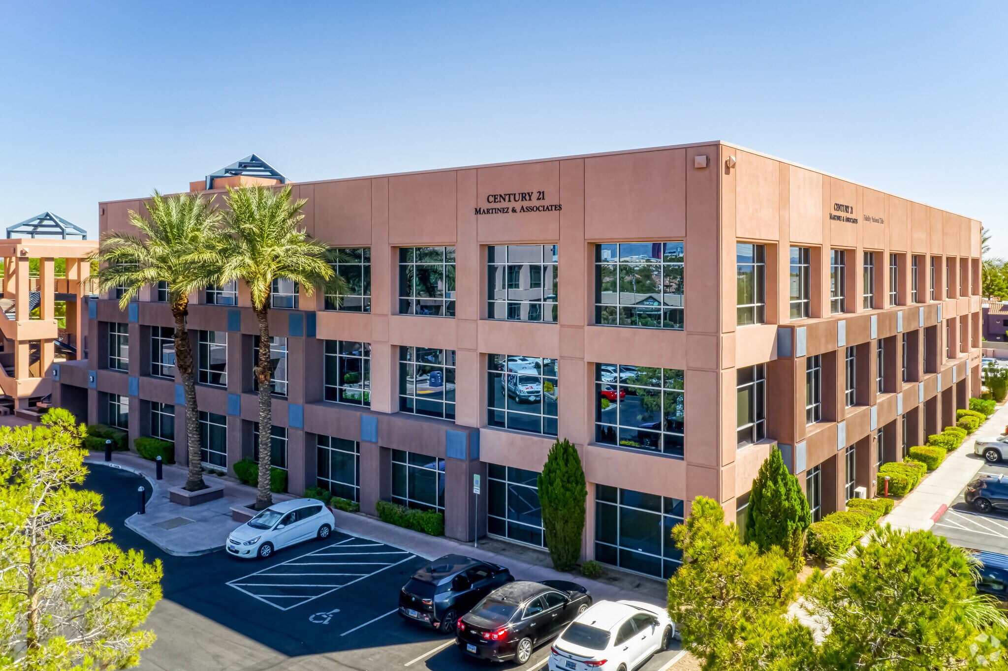 4000 S Eastern Ave, Las Vegas, NV 89119 - Pointe Flamingo | LoopNet.com