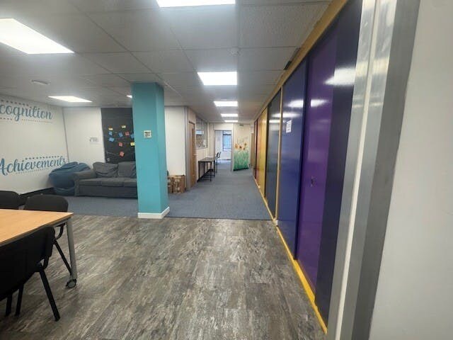 5-7 Wells Ter, London for lease - Building Photo - Image 2 of 10