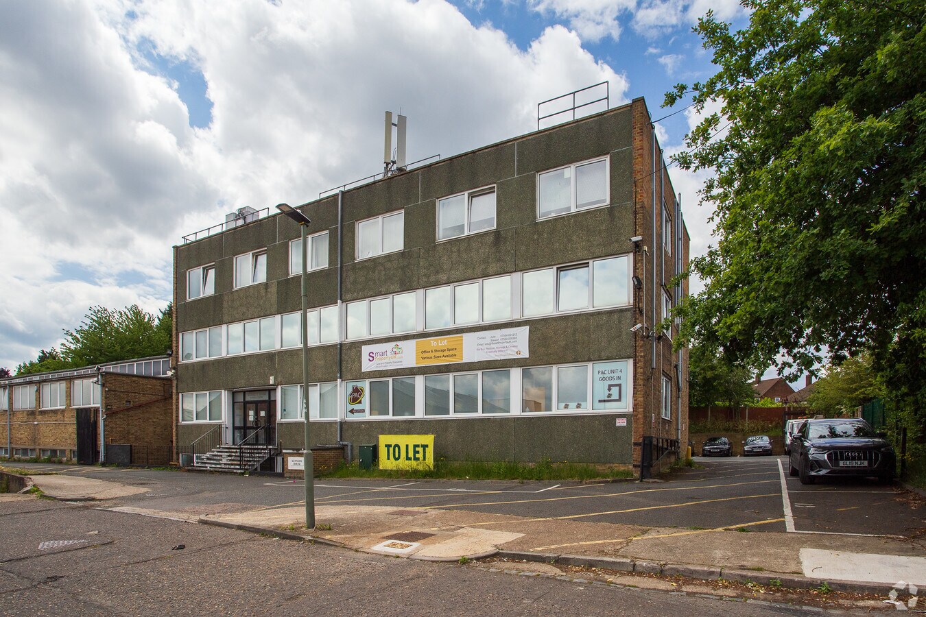 2 Murray Rd, Orpington, LND BR5 3QY