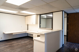 1818 N Orange Grove Ave, Pomona, CA for lease Interior Photo- Image 2 of 3