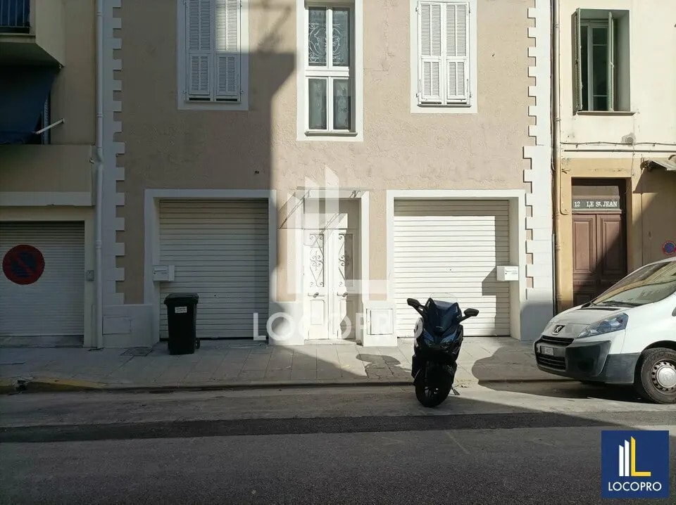 Retail in Nice for sale Building Photo- Image 1 of 5