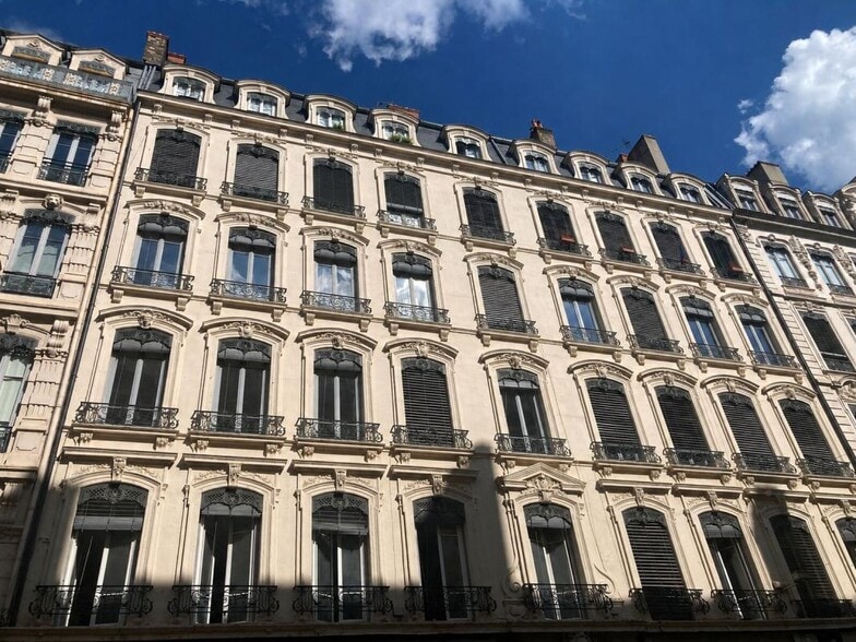 97 Rue Président Edouard Herriot, Lyon for lease - Building Photo - Image 2 of 3