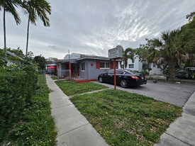 MADISON STREET APARTMENTS - Convenience Store