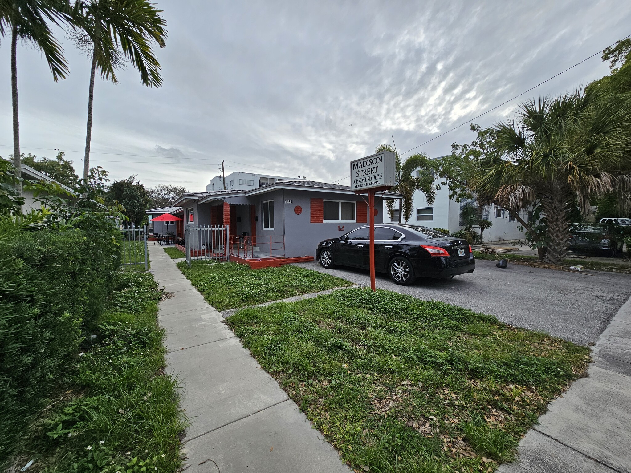 1934 Madison St, Hollywood, FL for sale Building Photo- Image 1 of 26