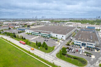 270 Spinnaker Way, Concord, ON - AERIAL  map view