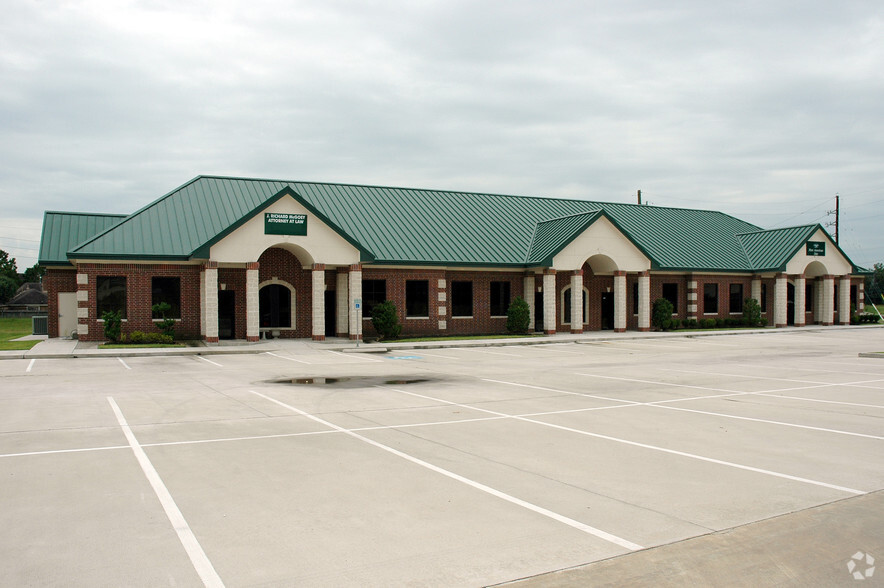 18700 W Lake Houston Pky, Humble, TX for lease - Building Photo - Image 2 of 4