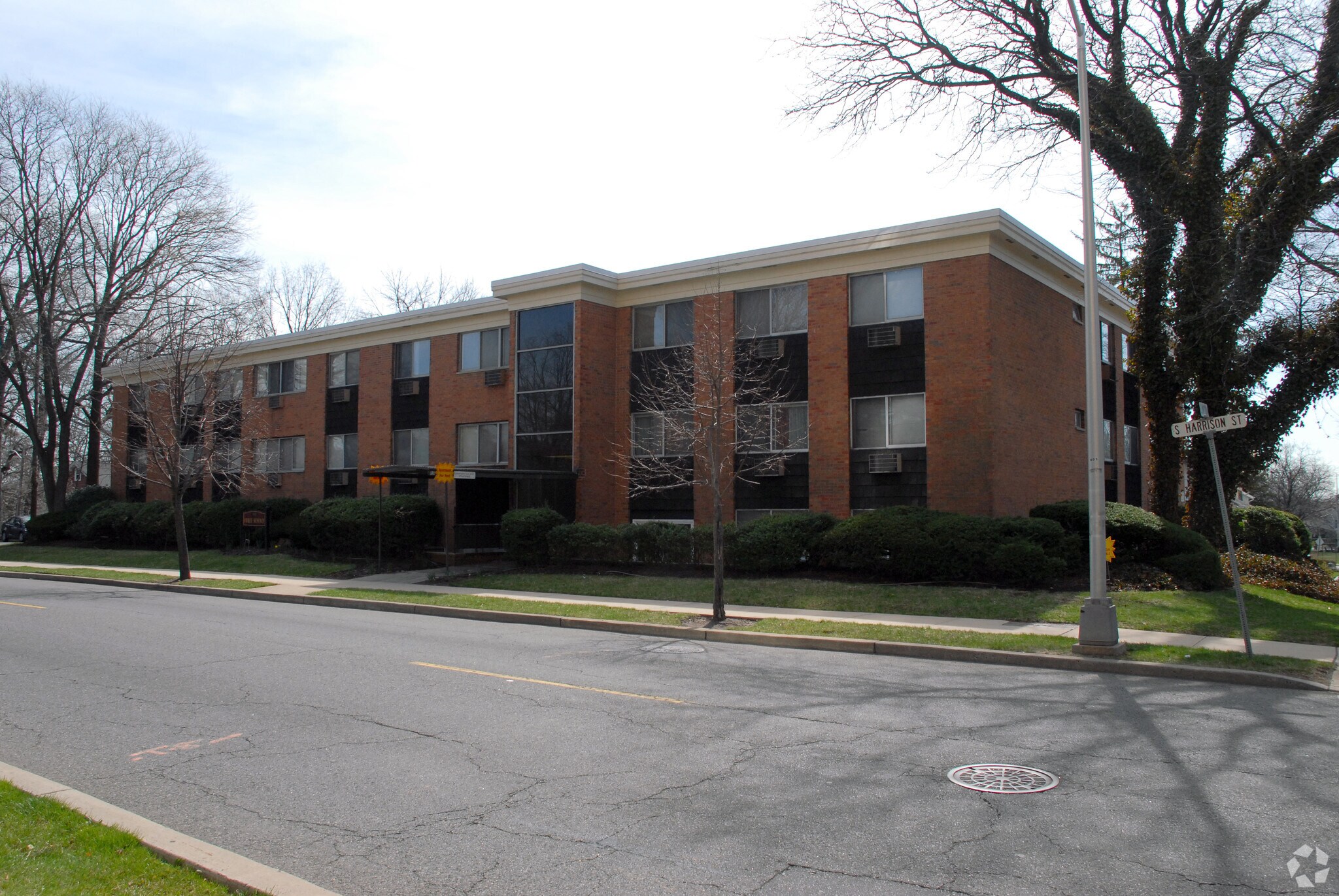 370 S Harrison St, East Orange, NJ for sale Primary Photo- Image 1 of 1