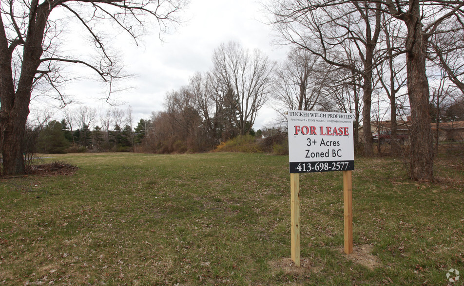 736 Williams St, Pittsfield, MA for sale - Primary Photo - Image 1 of 1