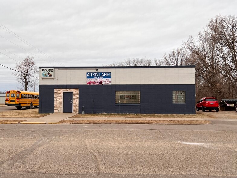 104 4th NE st, Aitkin, MN for sale - Primary Photo - Image 1 of 17