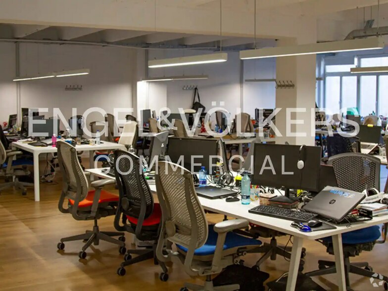 in Madrid, Madrid for sale - Interior Photo - Image 1 of 1