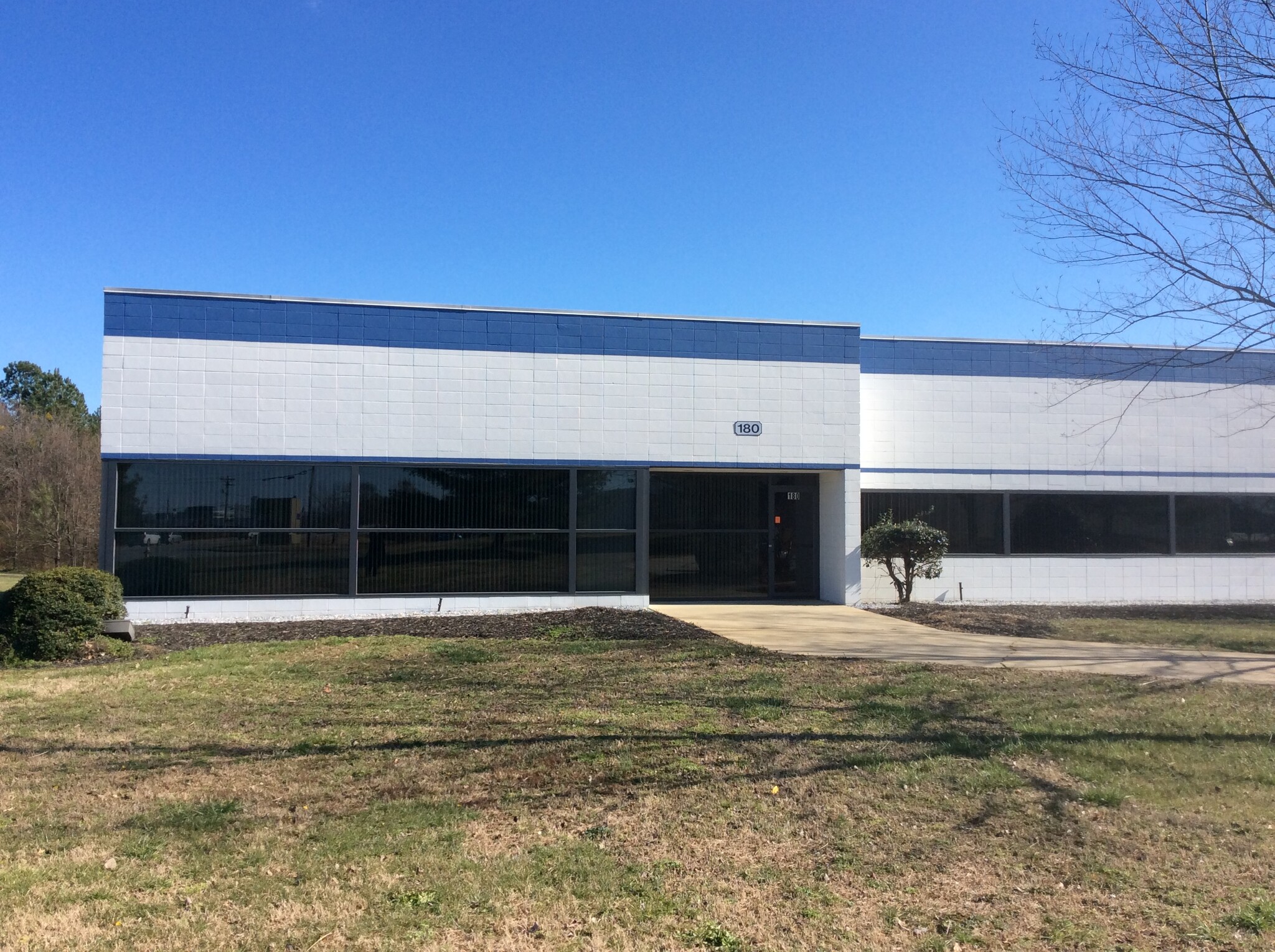 180 Commerce Ctr, Greenville, SC for lease Building Photo- Image 1 of 5