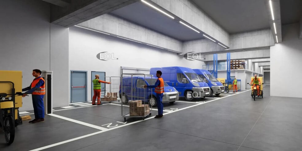 Industrial in Paris for lease - Building Photo - Image 3 of 10