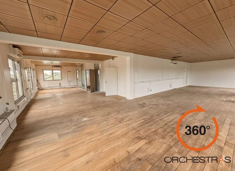 Office in Villiers-sur-Marne for lease - Building Photo - Image 3 of 12