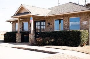 604 W 18th St, Edmond OK - Warehouse