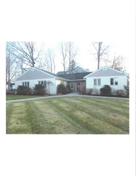 24 Main St, Hyde Park, NY for sale - Primary Photo - Image 1 of 1