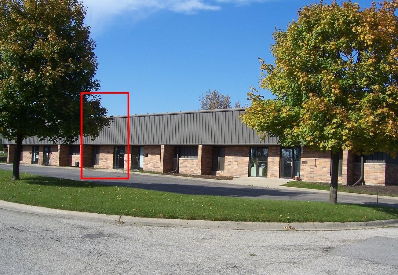 209 Cleveland St, Cary, IL 60013