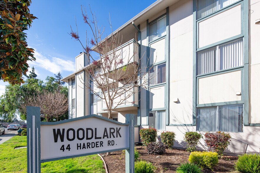 44 Harder Rd Hayward Ca 94544 Loopnet Com