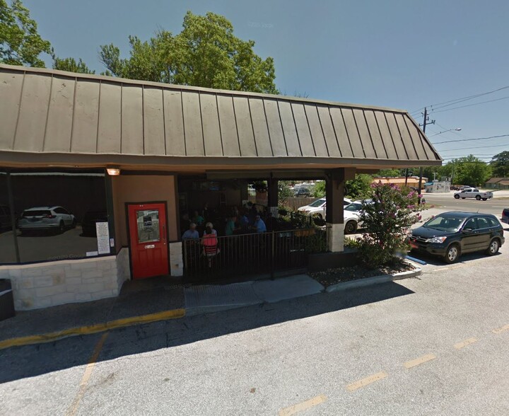1000 W Main St, Tomball, TX for lease - Building Photo - Image 2 of 15