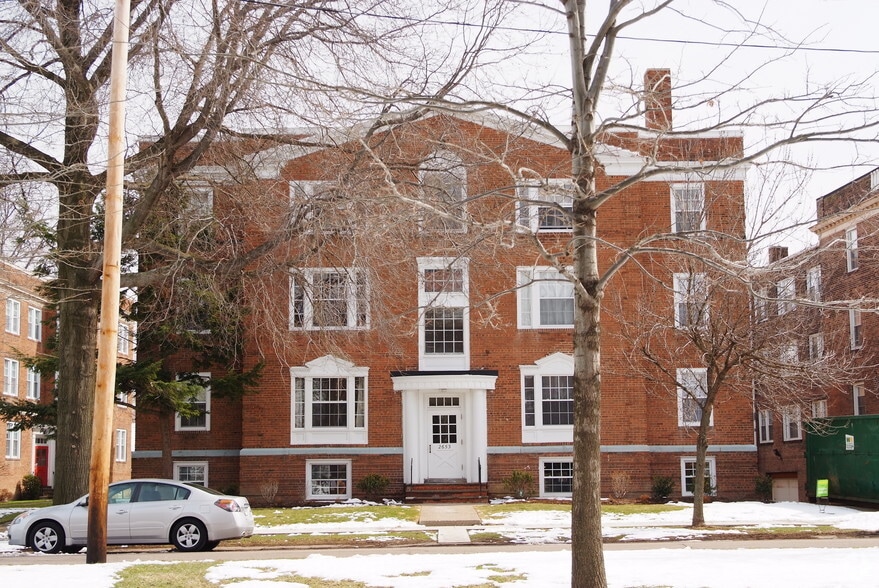 2653 N Moreland Blvd, Cleveland, OH for sale - Building Photo - Image 2 of 2