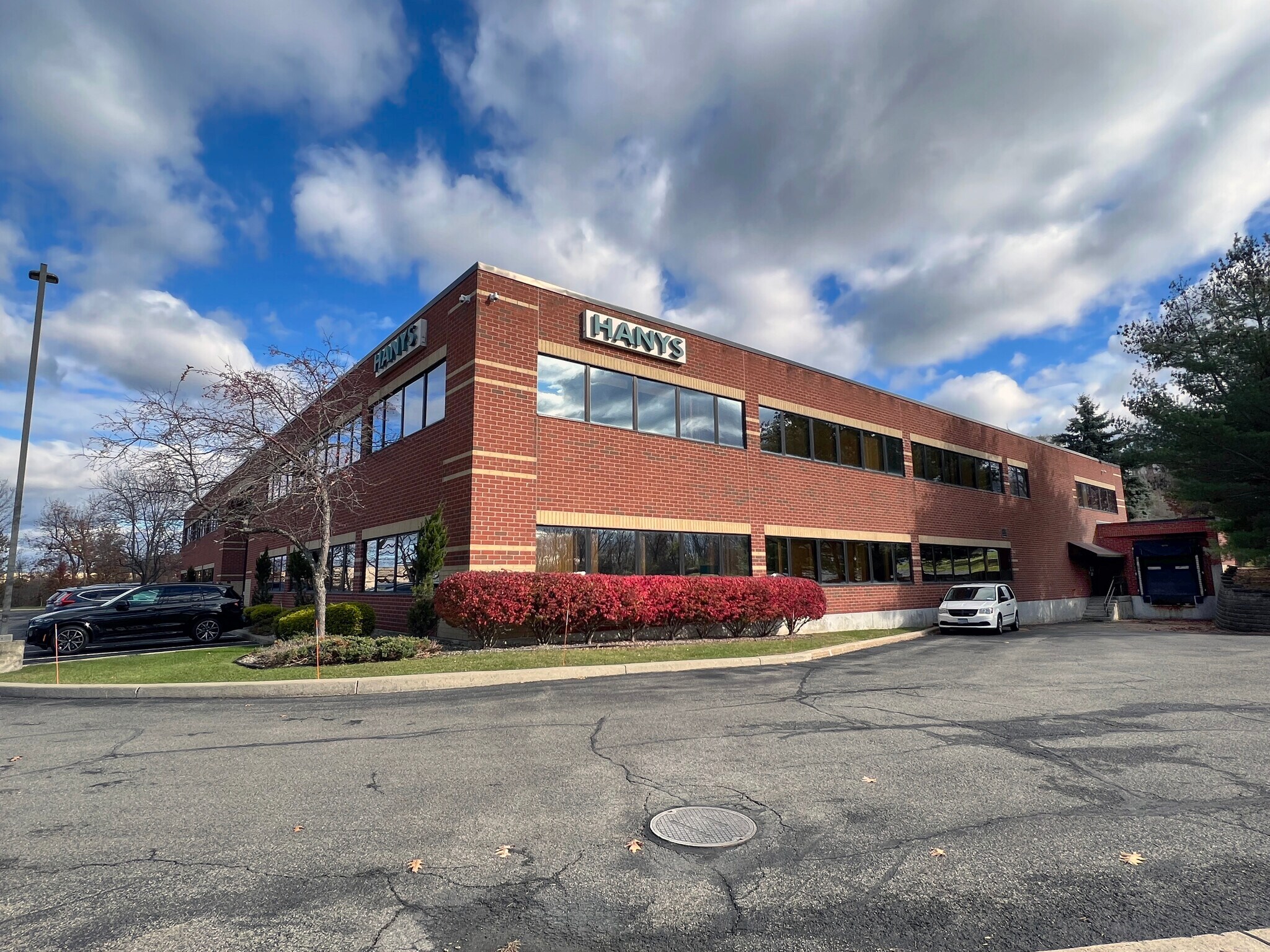 1 Empire Dr, Rensselaer, NY for lease Building Photo- Image 1 of 14