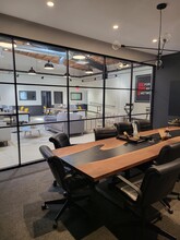 3000 N Hollywood Way, Burbank, CA for lease Interior Photo- Image 2 of 15