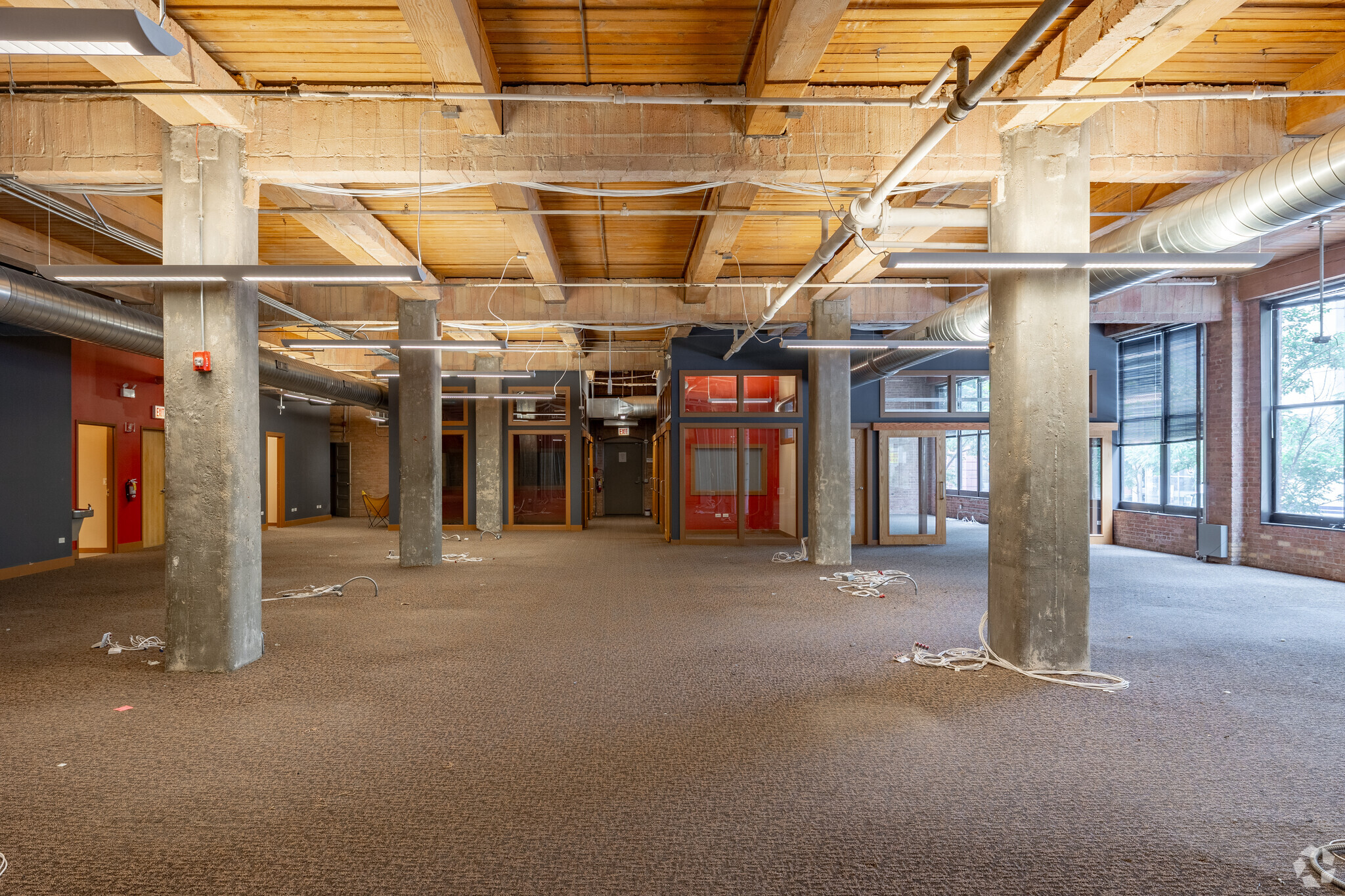 320 W Ohio St, Chicago, IL for lease Interior Photo- Image 1 of 5