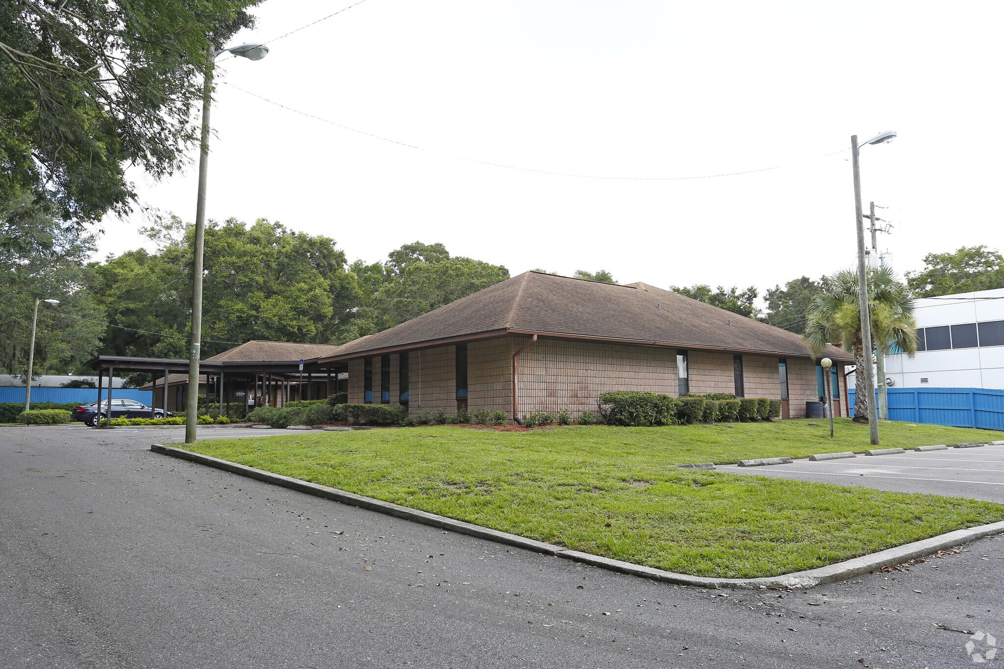 908 S Parsons Ave, Brandon, FL for sale Primary Photo- Image 1 of 1