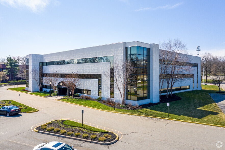 3 Century Dr, Parsippany, NJ for lease - Building Photo - Image 2 of 3