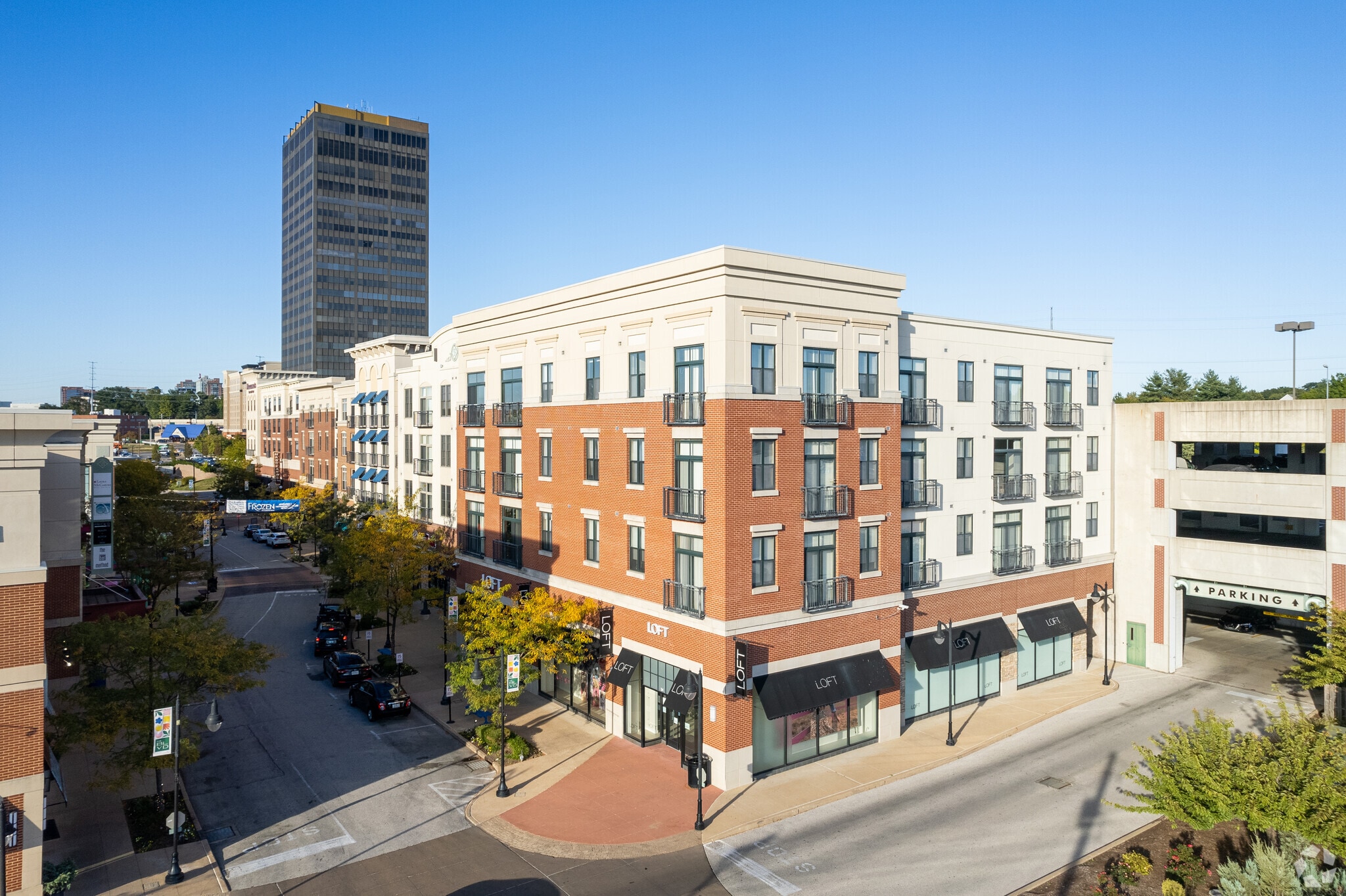 1 The Boulevard St, Richmond Heights, MO for lease Building Photo- Image 1 of 5