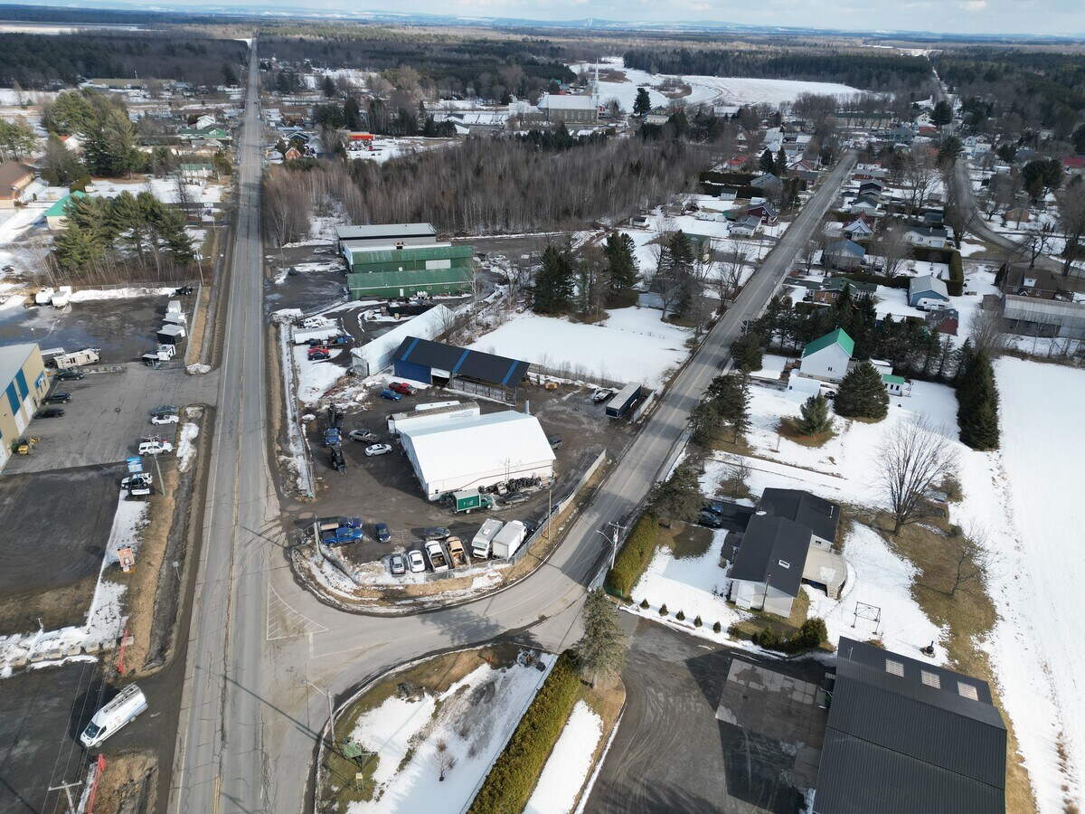 30 Rte 122, SainteClotildeDeHorton, QC J0A 1H0 none