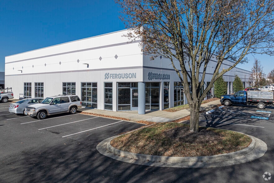 5300-5390 S Laburnum Ave, Richmond, VA for sale - Primary Photo - Image 1 of 1