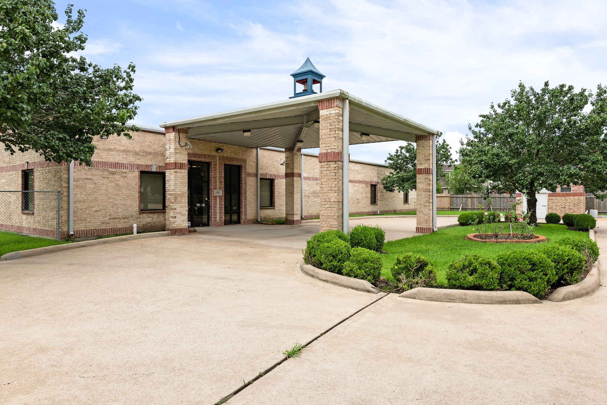 13511 Florence Rd, Sugar Land, TX for lease JBP-MLS-13- Image 3 of 24